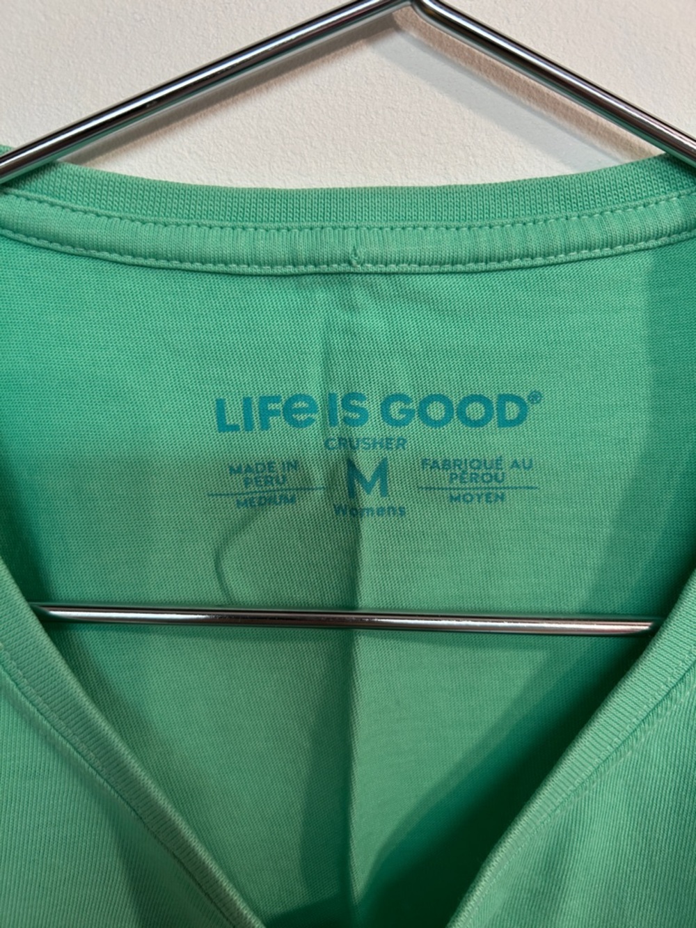 Life Is Good Green 'Hug Me' Cat Graphic Tee - Picture 4 of 5